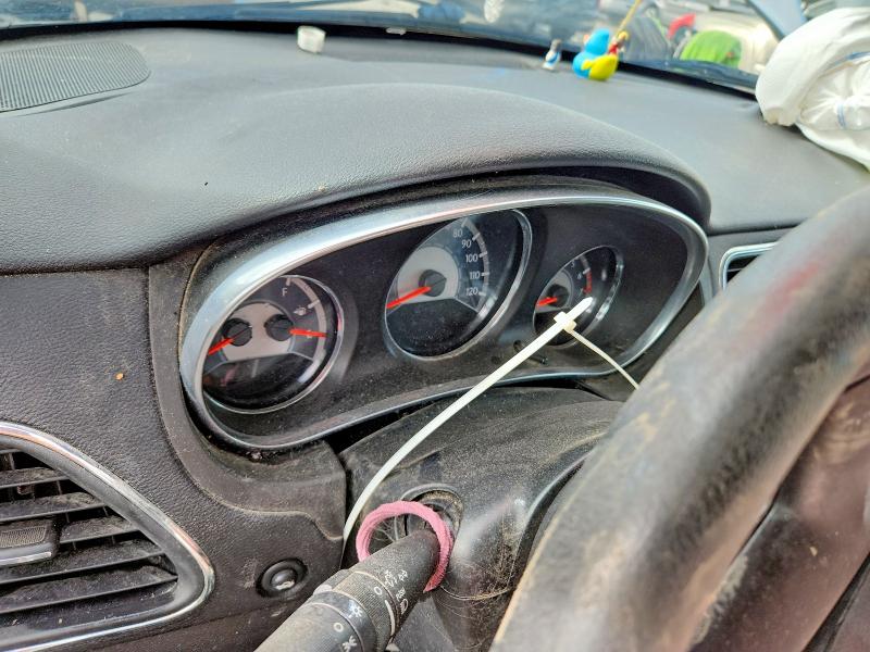 2013 Chrysler 200 VIN 1C3CCBAG2DN721896 COPART salvage auction — SIDE, Tx - Salvage Vehicle Title, sold $275 on 2026-07-22 (photo 9)