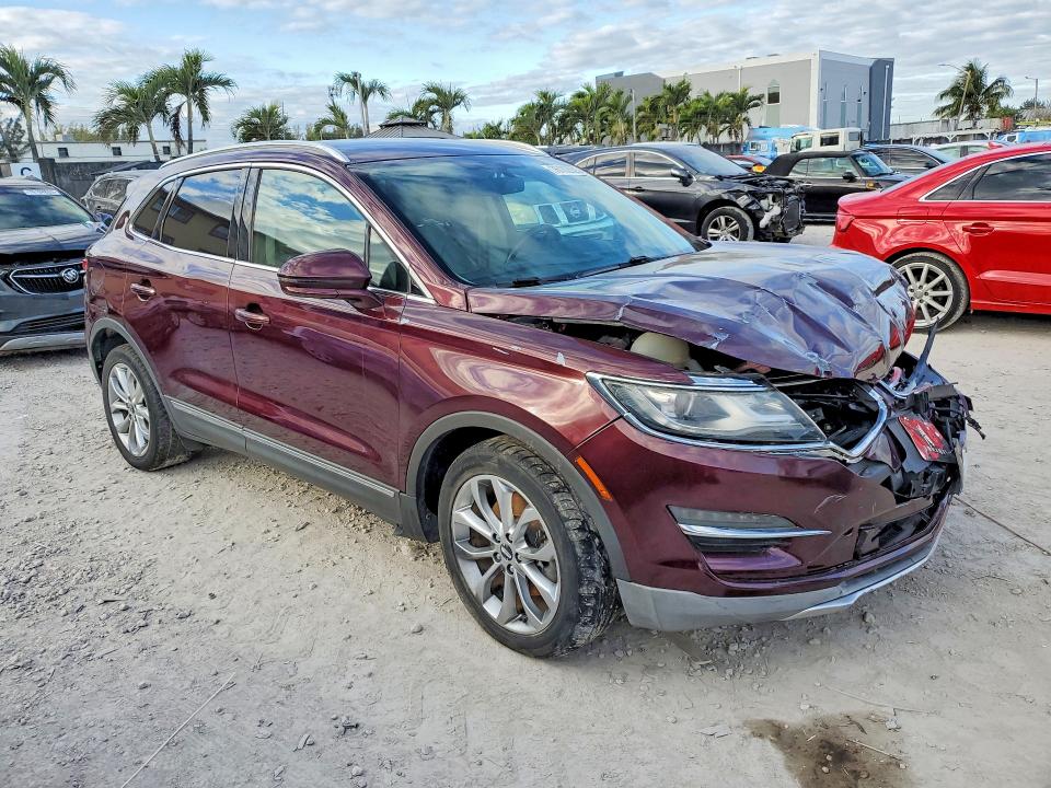 2017 Lincoln Mkc VIN 5LMCJ2C98HUL32796 COPART salvage auction — FRONT END, Fl - Cert Of Title Slvg Rebuildable, sold $2,950 on 2026-07-14 (photo 4)