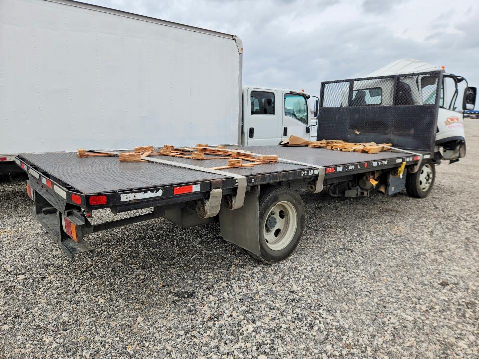 2023 Isuzu VIN JALC4W165P7K00766 COPART salvage auction — FRONT END, Tx - Salvage Vehicle Title, sold $1,550 on 2026-07-15 (photo 3)