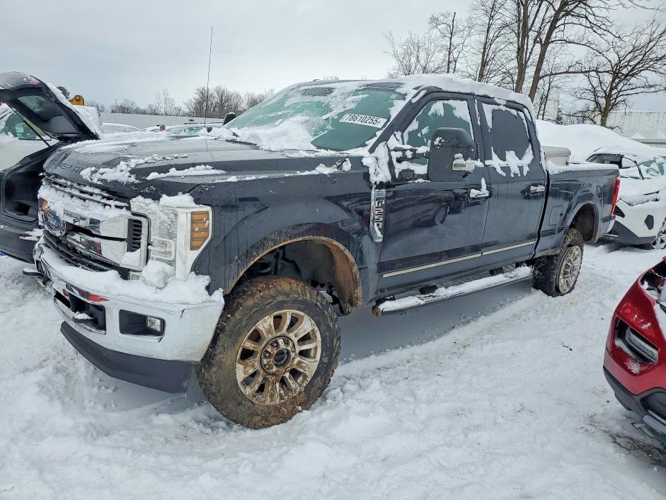 2018 Ford F-250 super duty VIN 1FT7W2B60JEC44102 — COPART salvage auction photo
