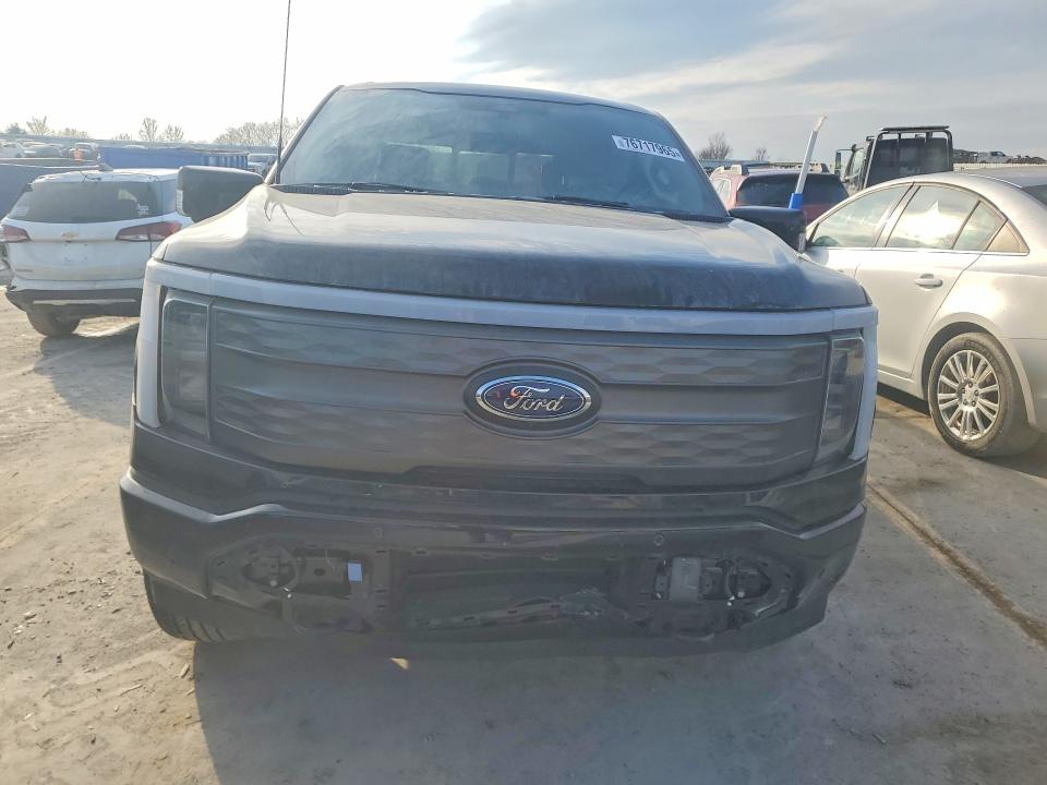 2023 Ford F-150 VIN 1FTVW1EV2PWG09175 COPART salvage auction — SIDE, Ky - Cert Of Title-Salvage, sold $16,300 on 2026-07-09 (photo 5)