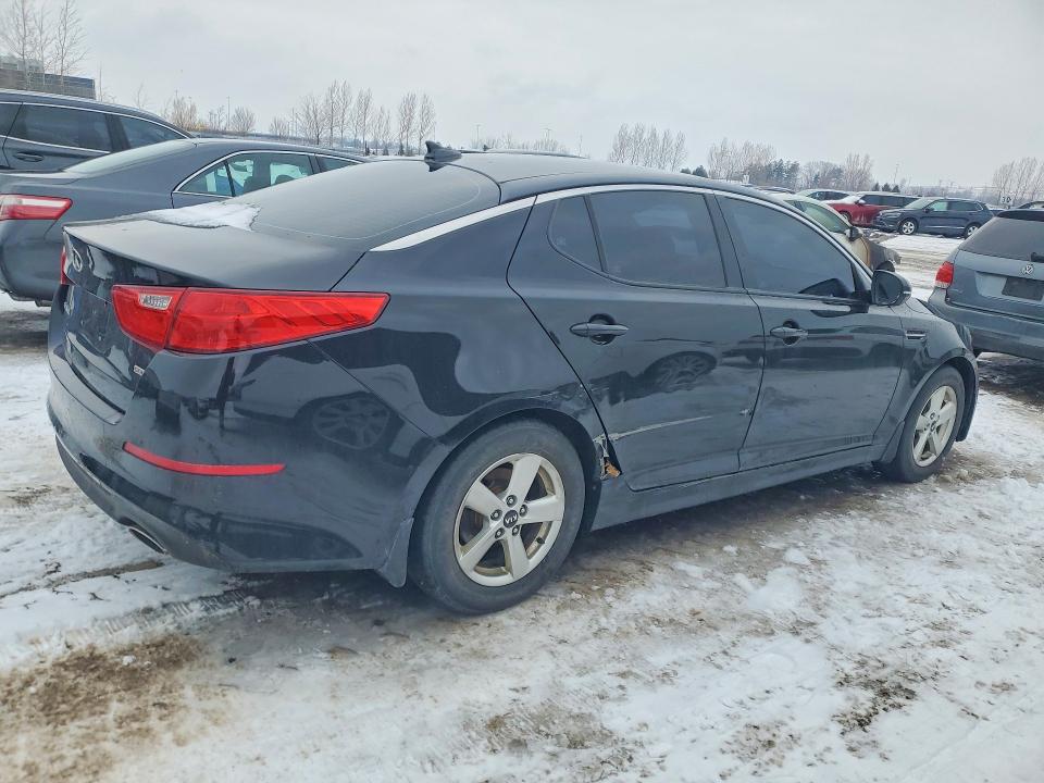 2015 Kia Optima VIN KNAGM4A77F5647378 COPART salvage auction — SIDE, On - Permit No Brand - Unfit, sold $200 on 2026-07-30 (photo 3)