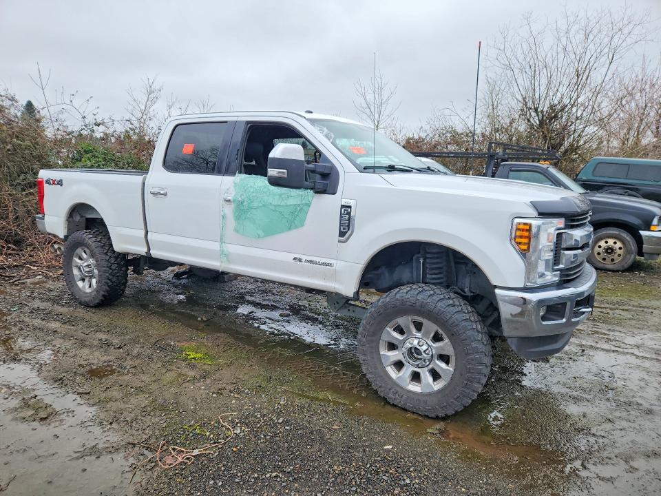 2018 Ford F350 VIN 1FT8W3BTXJEC50604 COPART salvage auction — SIDE, Or - Lien Papers Salvage, sold $16,900 on 2026-07-27 (photo 4)