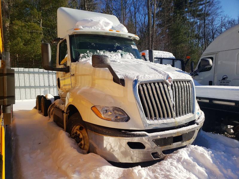 2020 International Lt VIN 3HCDZAPR6LL337364 COPART salvage auction — SIDE, In - Cert Of Title-Salvage Title, sold $7,100 on 2026-07-09 (photo 1)