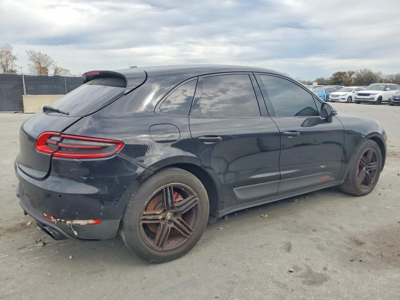 2016 Porsche Macan VIN WP1AB2A50GLB50282 COPART salvage auction — Minor Dent/Scratches, IN - CERTIFICATE OF TITLE (P), sold $1,150 on 2026-06-30 (photo 3)