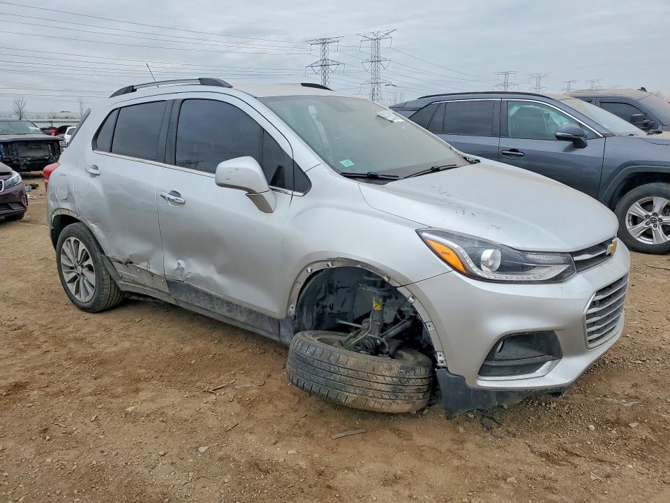 2018 Chevrolet Trax VIN KL7CJLSB5JB540568 COPART salvage auction — SIDE, IL - SALVAGE CERTIFICATE, sold $1,200 on 2026-07-09 (photo 4)