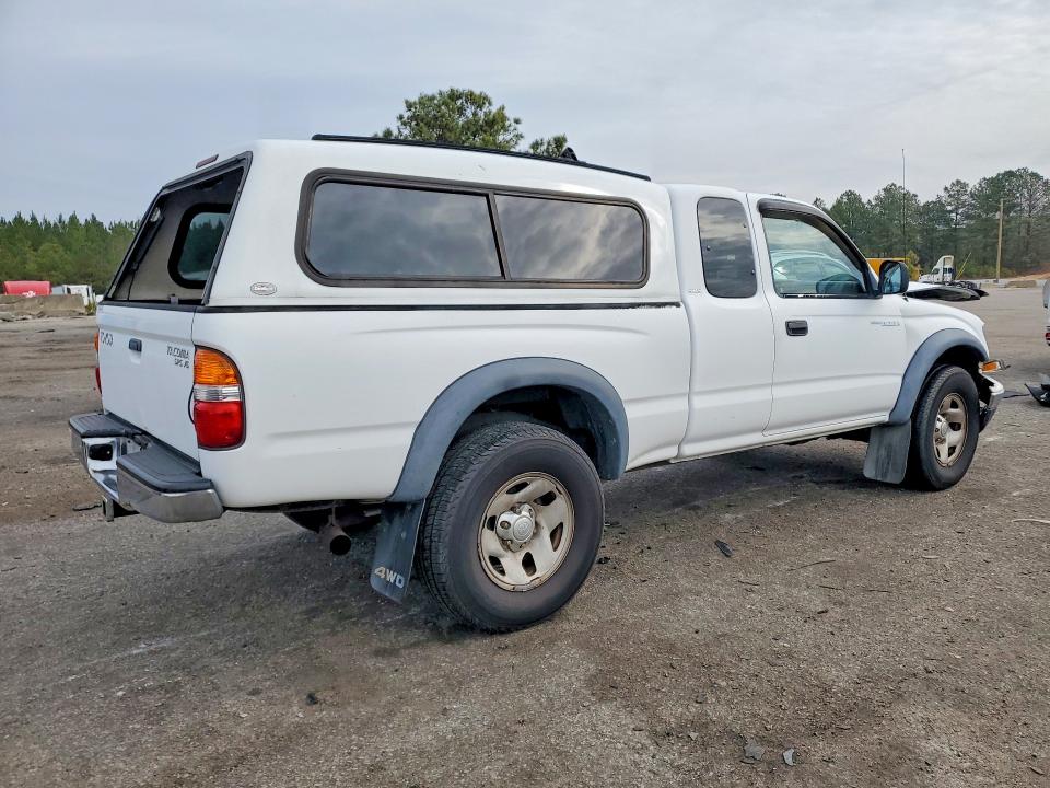 2002 Toyota Tacoma VIN 5TEWN72NX2Z116192 COPART salvage auction — FRONT END, Sc - Cert Of Title-Salvage, sold $5,300 on 2026-07-10 (photo 3)