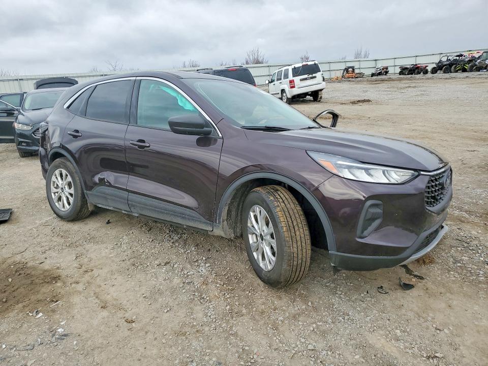 2023 Ford Escape VIN 1FMCU0GN9PUA98804 COPART salvage auction — SIDE, KY - BILL OF SALE/PART ONLY/NO TITL, sold $1,800 on 2026-07-02 (photo 4)