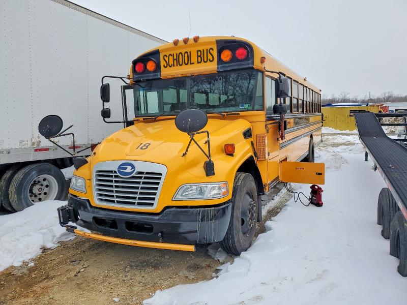 2013 Blub VIN 1BAKFCPH4DF294293 COPART salvage auction — NORMAL WEAR, NJ - CERTIFICATE OF TITLE, sold $1,600 on 2026-09-01 (photo 2)