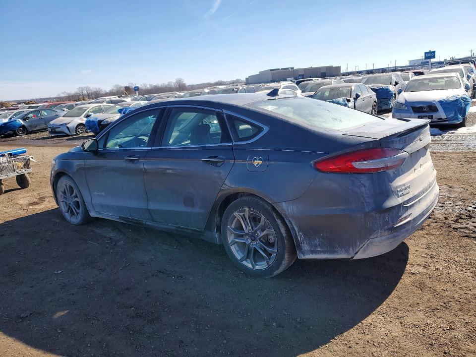 2019 Ford Fusion VIN 3FA6P0RU0KR285819 COPART salvage auction — SIDE, Ia - Cert Of Title-Salvage Title, sold $3,250 on 2026-07-03 (photo 2)