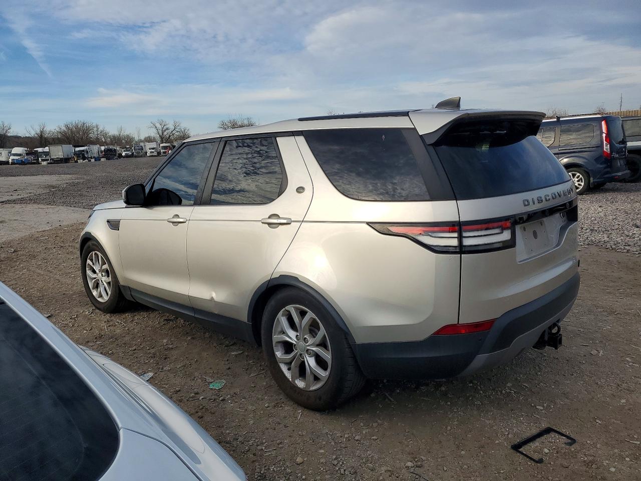 2017 Land Rover Discovery VIN SALRGBBVXHA037322 COPART salvage auction — Minor Dent/Scratches, KS - CERTIFICATE OF TITLE, sold $775 on 2026-07-02 (photo 2)