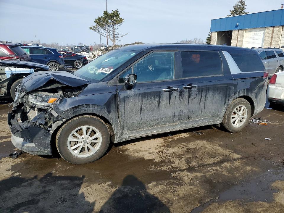 2022 Kia Carnival VIN KNDNB4H36N6130925 COPART salvage auction — FRONT END, Oh - Cert Of Title-Salvage, sold $300 on 2026-07-28 (photo 1)