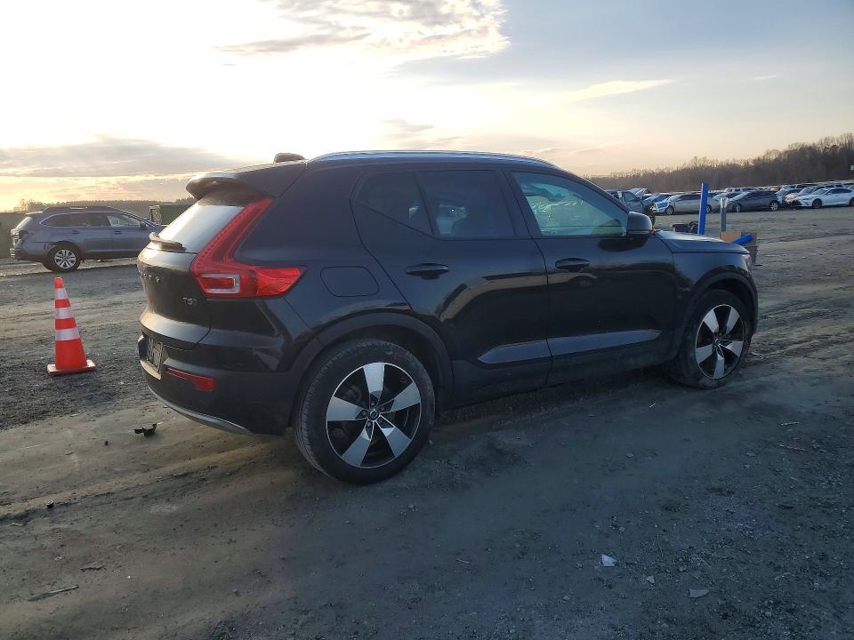 2020 Volvo Xc40 VIN YV4162UK9L2314262 COPART salvage auction — SIDE, Nc - Salvage Certificate Of Title, sold $4,450 on 2026-07-20 (photo 3)