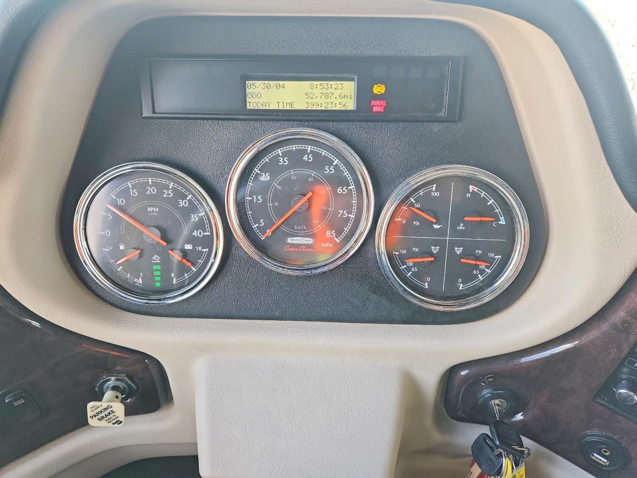 2019 VIN 4UZFCGFEXKCKT4169 COPART salvage auction — Rear End, GA - CERT OF TITLE-SALVAGE, sold $36,750 on 2026-07-02 (photo 8)