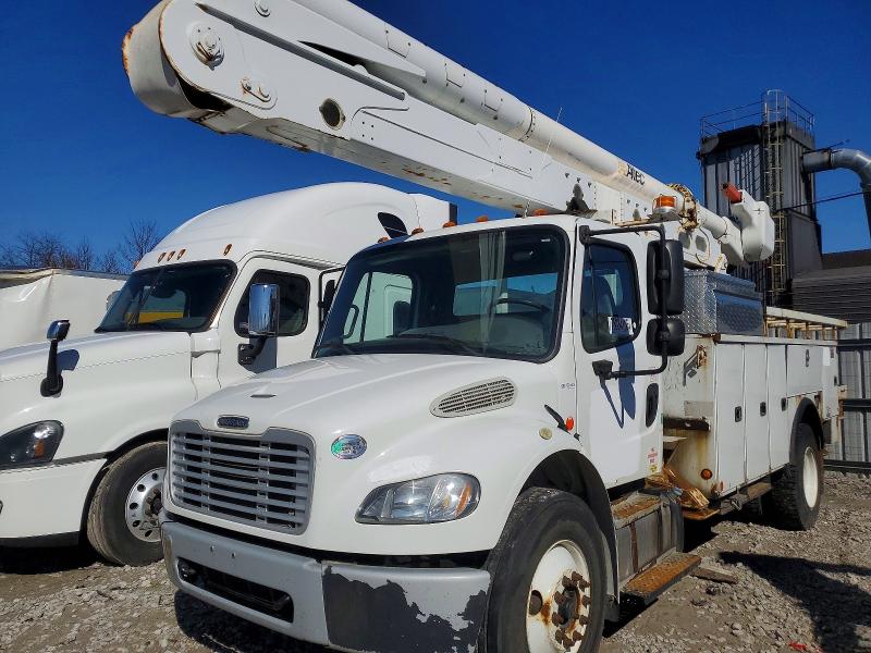 2015 Freightliner All models VIN 1FVACXDT4FHGK2806 COPART salvage auction — MINOR DENT/SCRATCHES, KY - CERTIFICATE OF TITLE (P), sold $35,000 on 2026-07-20 (photo 9)