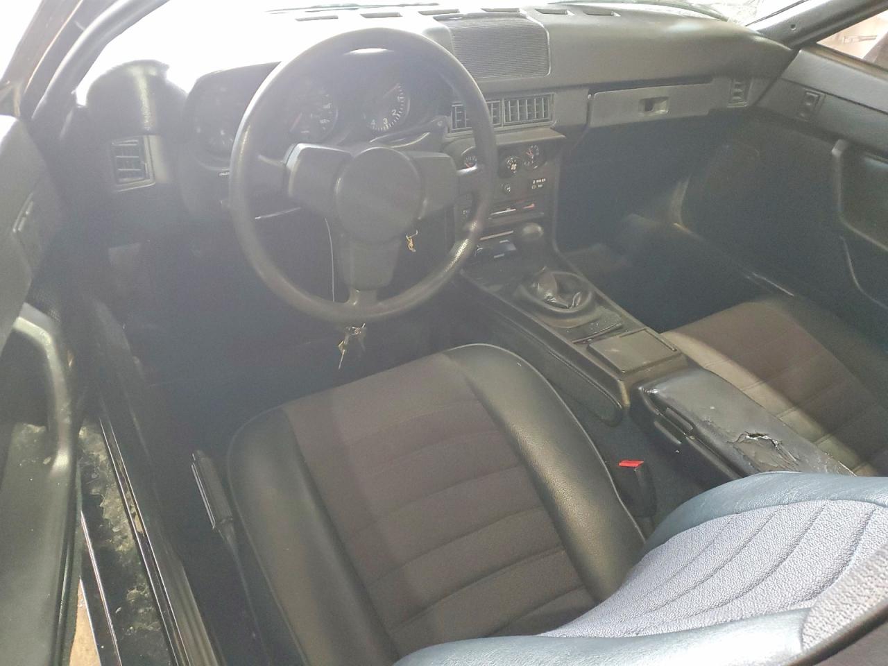 1987 Porsche 924 VIN WP0AA0924HN456779 COPART salvage auction — Minor Dent/Scratches, IL - CERTIFICATE OF TITLE (P), sold $1,500 on 2026-06-19 (photo 8)