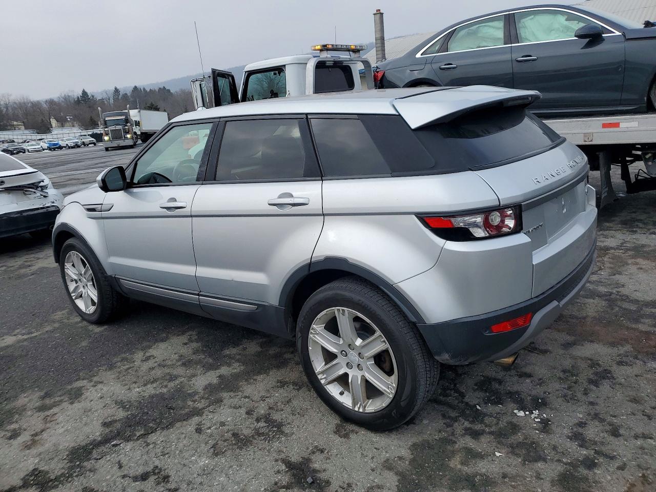 2015 Land Rover Range Rover Evoque VIN SALVR2BG2FH044490 COPART salvage auction — Normal Wear, PA - DEALER ONLY CLEAN TITLE, sold $1,500 on 2026-06-30 (photo 2)