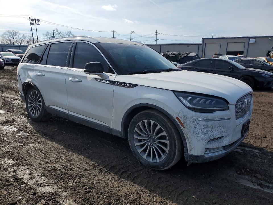 2020 Lincoln Aviator VIN 5LM5J7WC2LGL02536 COPART salvage auction — SIDE, Other, sold $325 on 2026-09-04 (photo 4)