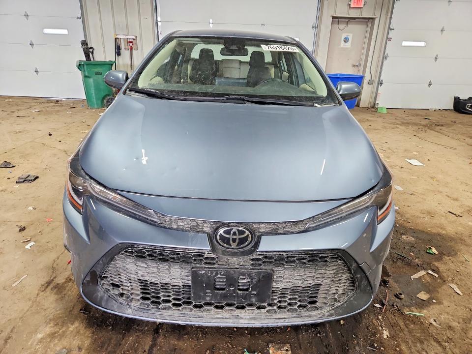 2022 Toyota Corolla VIN JTDEPMAEXNJ200839 COPART salvage auction — SIDE, WI - SALVAGE - MULTIPLE BRANDS, sold $4,250 on 2026-07-27 (photo 5)