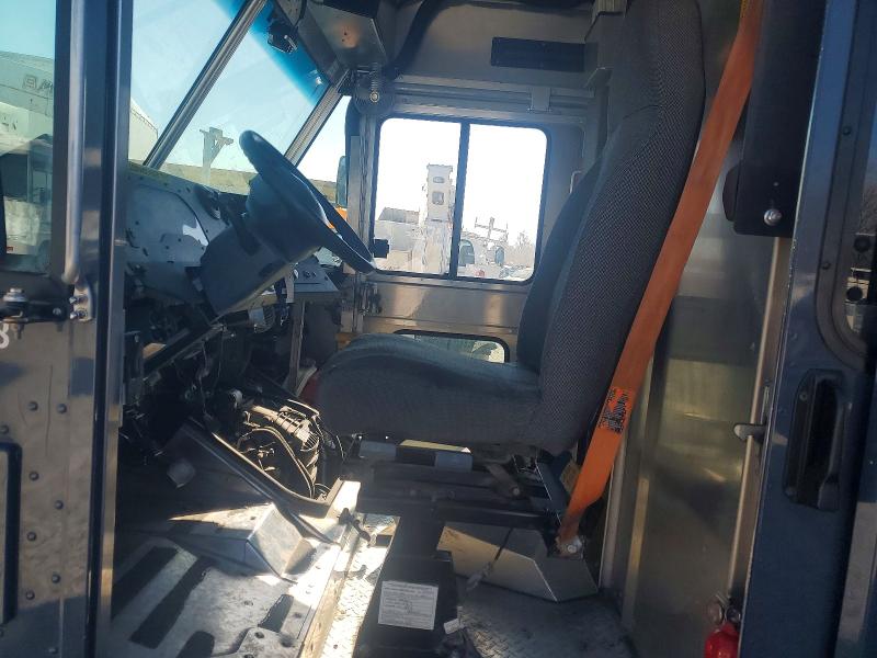 2019 Ford Econoline VIN 1FC3E4K69KDC48878 COPART salvage auction — SIDE, Mo - Certificate Of Title, sold $16,985 on 2026-07-28 (photo 7)