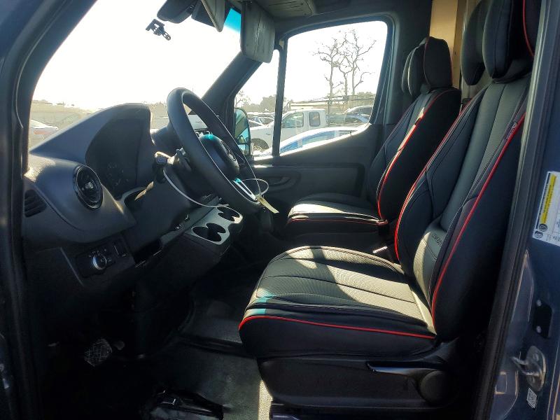 2019 Mercedes-benz Sprinter 2500 VIN WD4PF1CD3KP141193 COPART salvage auction — SIDE, Wa - Dis/Dlr/Exp Only Clean Title, sold $8,700 on 2026-07-08 (photo 7)