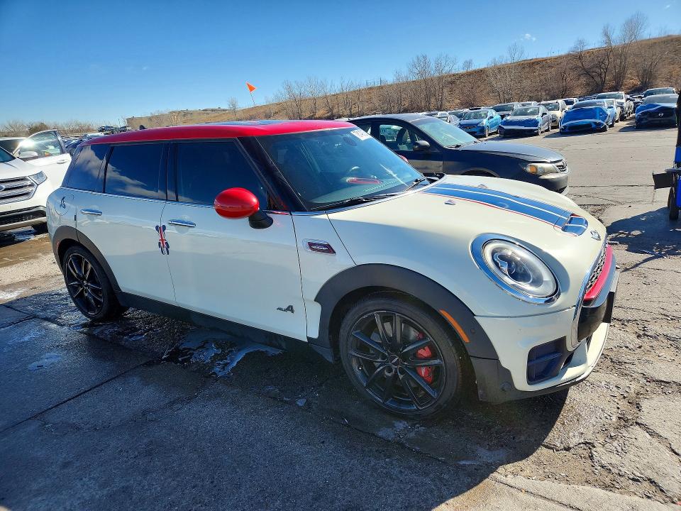 2017 Mini VIN WMWLV9C33H2D66303 COPART salvage auction — SIDE, Tx - Salvage Vehicle Title, sold $3,250 on 2026-07-22 (photo 4)