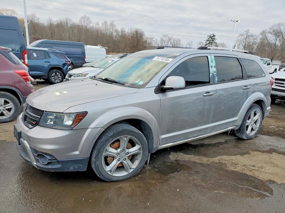 2017 Dodge Journey VIN 3C4PDDGG2HT696145 COPART salvage auction — MINOR DENT/SCRATCHES, Mi - Certificate Of Title, sold $2,900 on 2026-08-13 (photo 1)