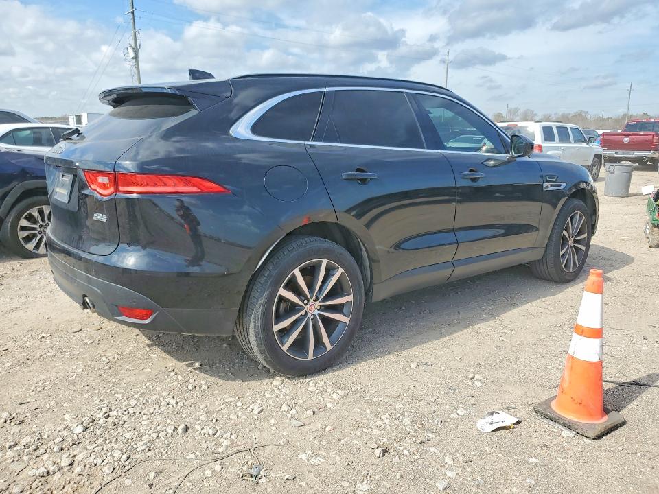 2017 Jaguar F-pace VIN SADCK2BV2HA894931 COPART salvage auction — MECHANICAL, Tx - Certificate Of Title, sold $4,900 on 2026-07-09 (photo 3)
