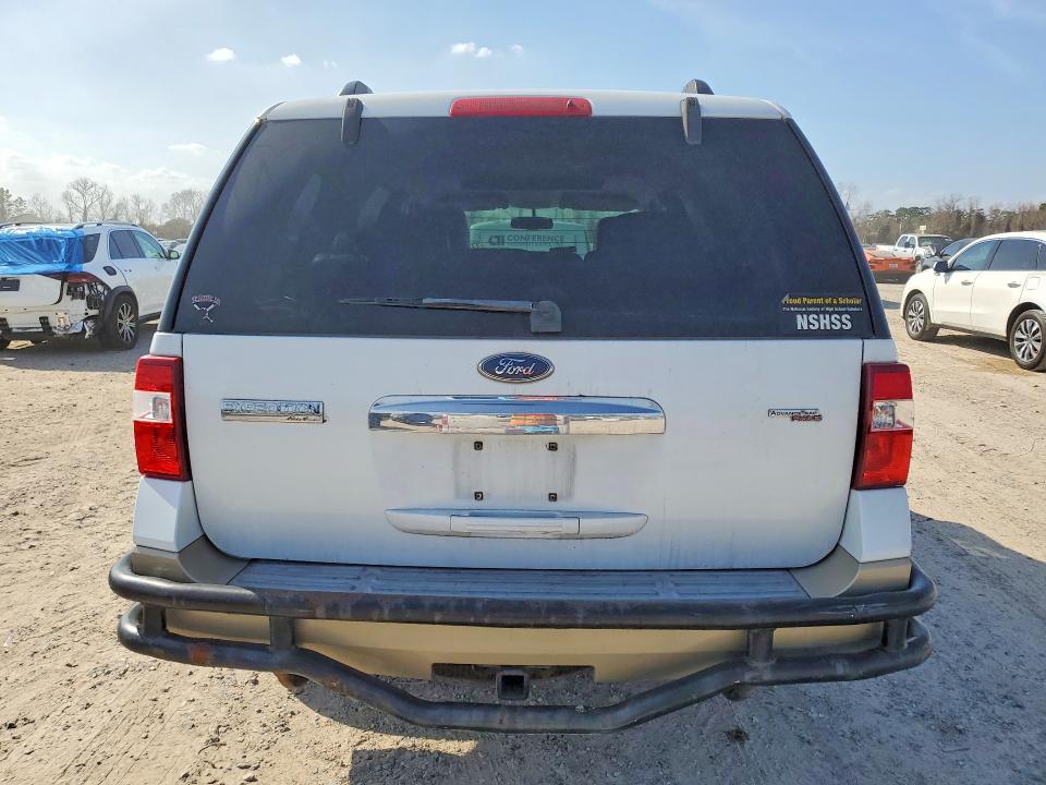 2007 Ford Expedition VIN 1FMFU17547LA71454 COPART salvage auction — NORMAL WEAR, MI - CERTIFICATE OF TITLE, sold $725 on 2026-07-02 (photo 6)