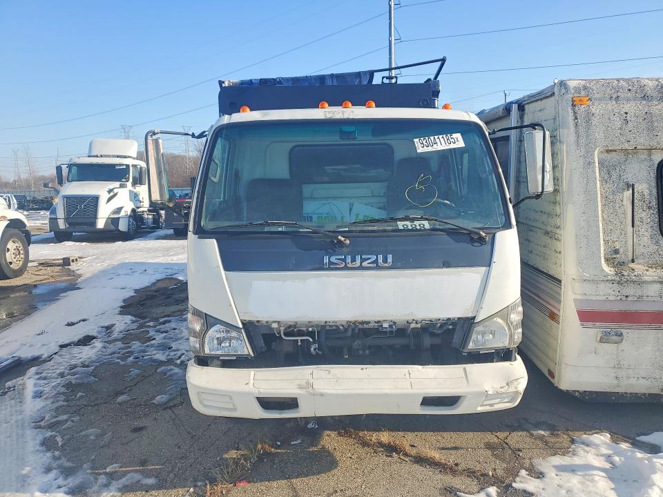 2007 Isuzu Npr VIN 4KLC4B1U47J805356 COPART salvage auction — FRONT END, Il - Cert Of Title-Corrected, sold $40 on 2026-07-29 (photo 5)