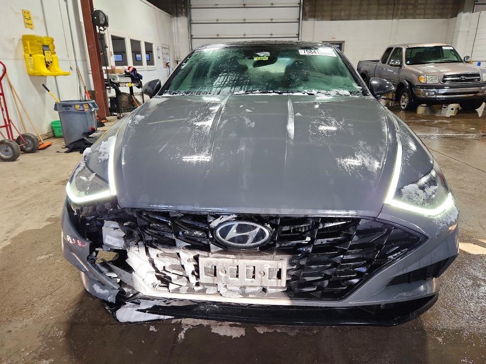 2022 Hyundai Sonata VIN 5NPEJ4J24NH141805 COPART salvage auction — FRONT END, MN - CERT OF TITLE-SALVAGE, sold $625 on 2026-07-28 (photo 5)