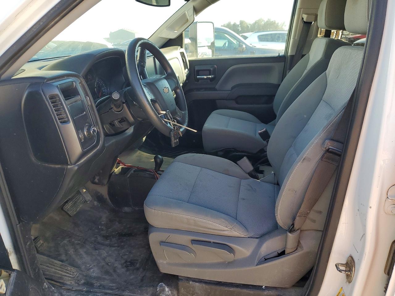2018 Chevrolet Silverado VIN 3GCUKNEC0JG236771 COPART salvage auction — Rear End, Tx - Us Government Cert To Obtain T, sold $3,300 on 2026-07-09 (photo 7)