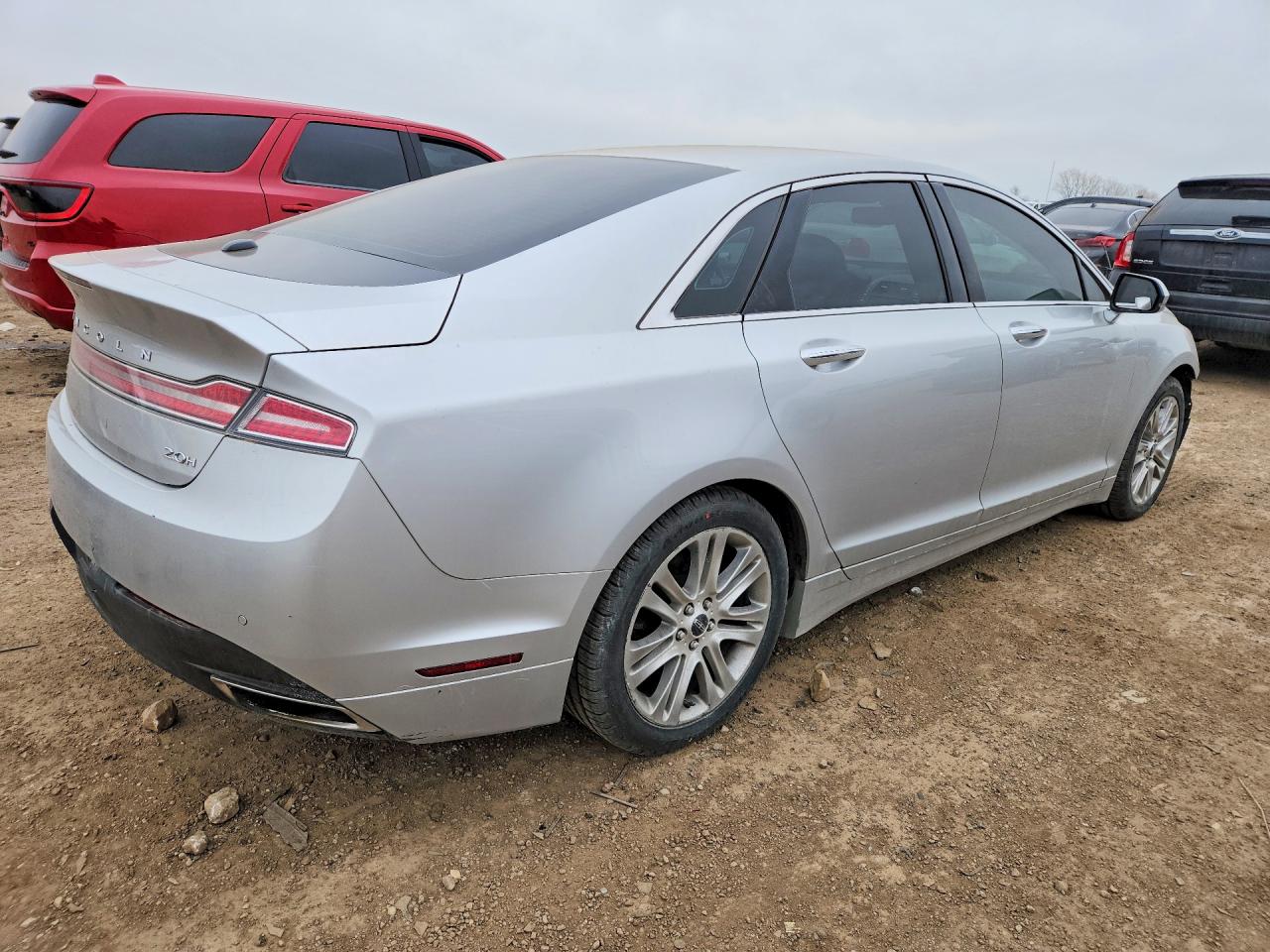 2014 Lincoln MKZ VIN 3LN6L2LU2ER815461 COPART salvage auction — Front End, IL - SALVAGE CERTIFICATE, sold $500 on 2026-07-02 (photo 3)