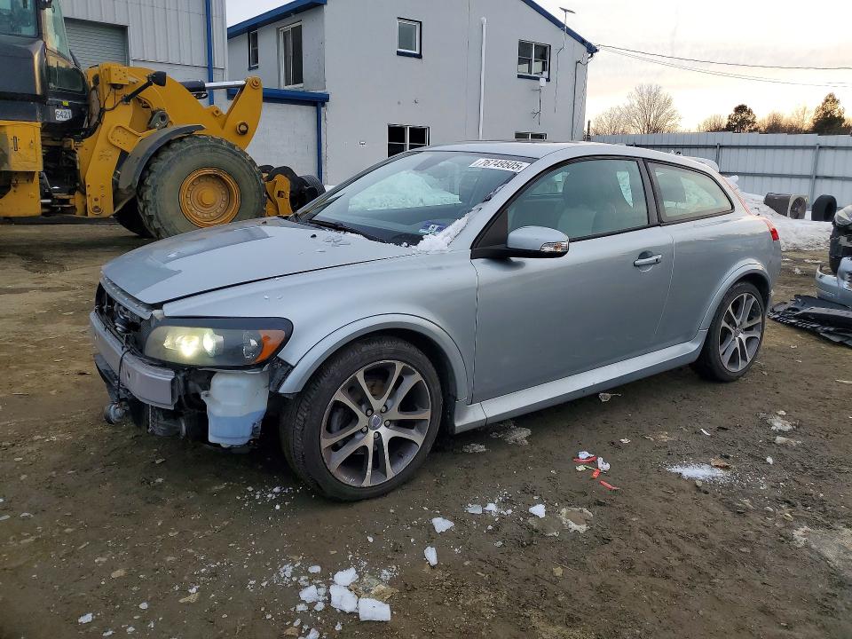 2009 Volvo C30 VIN YV1MK672692135615 COPART salvage auction — FRONT END, Nj - Cert Of Title-Salvage, sold $725 on 2026-08-17 (photo 1)