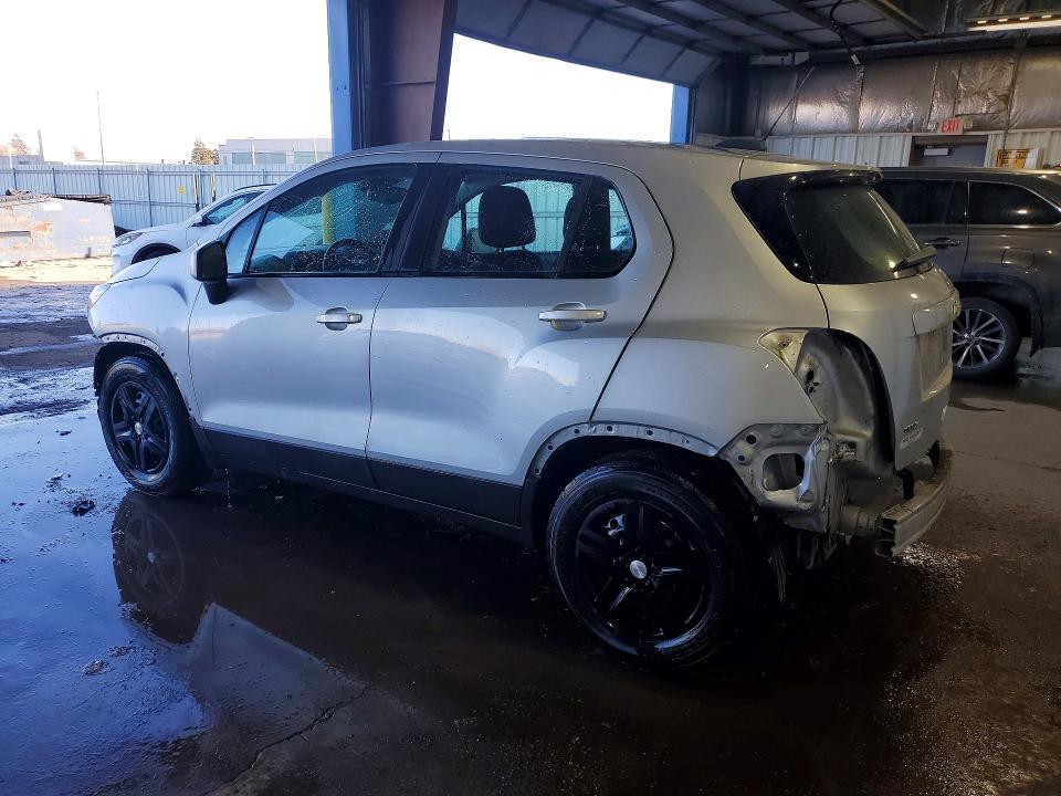 2018 Chevrolet Trax VIN 3GNCJKSB0JL351300 COPART salvage auction — FRONT END, Il - Salvage Certificate, sold $2,050 on 2026-07-06 (photo 2)