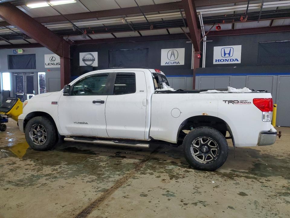2010 Toyota Tundra VIN 5TFUY5F12AX133908 COPART salvage auction — REAR END, In - Certificate Of Title, sold $5,000 on 2026-07-30 (photo 2)