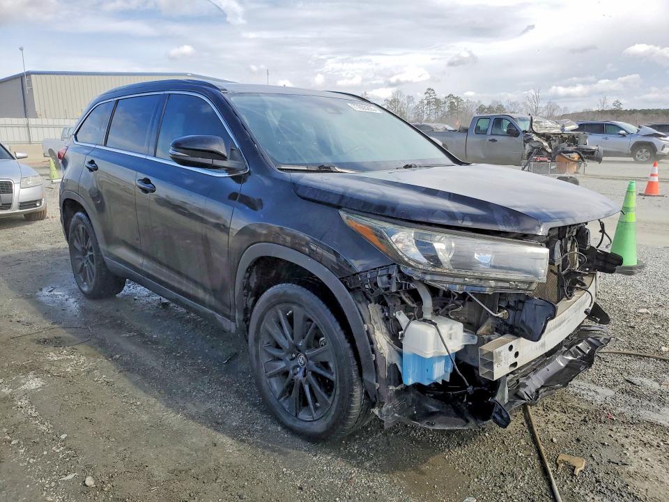 2019 Toyota Highlander VIN 5TDKZRFH0KS359414 COPART salvage auction — FRONT END, SC - CERT OF TITLE-SALVAGE, sold $9,300 on 2026-07-06 (photo 4)