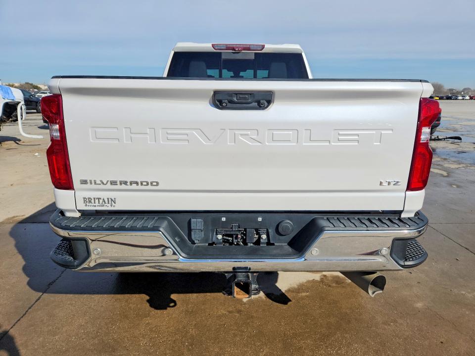 2020 Chevrolet Silverado 2500 VIN 1GC4YPEY6LF114720 COPART salvage auction — VANDALISM, Tx - Certificate Of Title, sold $28,750 on 2026-07-09 (photo 6)