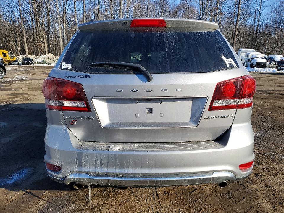 2018 Dodge Journey VIN 3C4PDDGG2JT430517 COPART salvage auction — MINOR DENT/SCRATCHES, Va - Certificate Of Title, sold $3,900 on 2026-08-14 (photo 6)