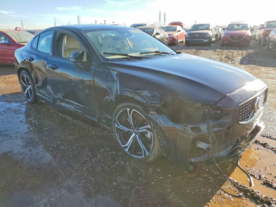 2024 Volvo S60 VIN 7JRL12FL4RG281264 COPART salvage auction — WATER/FLOOD, Mi - Scrap Cert Of Title-Flood Veh, sold $1,100 on 2026-07-17 (photo 4)