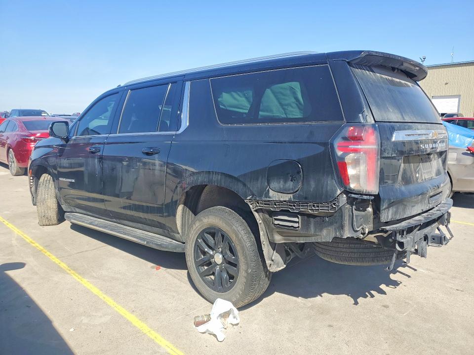 2022 Chevrolet Suburban VIN 1GNSCCKDXNR321832 COPART salvage auction — REAR END, Tx - Salvage Vehicle Title, sold $9,100 on 2026-07-30 (photo 2)