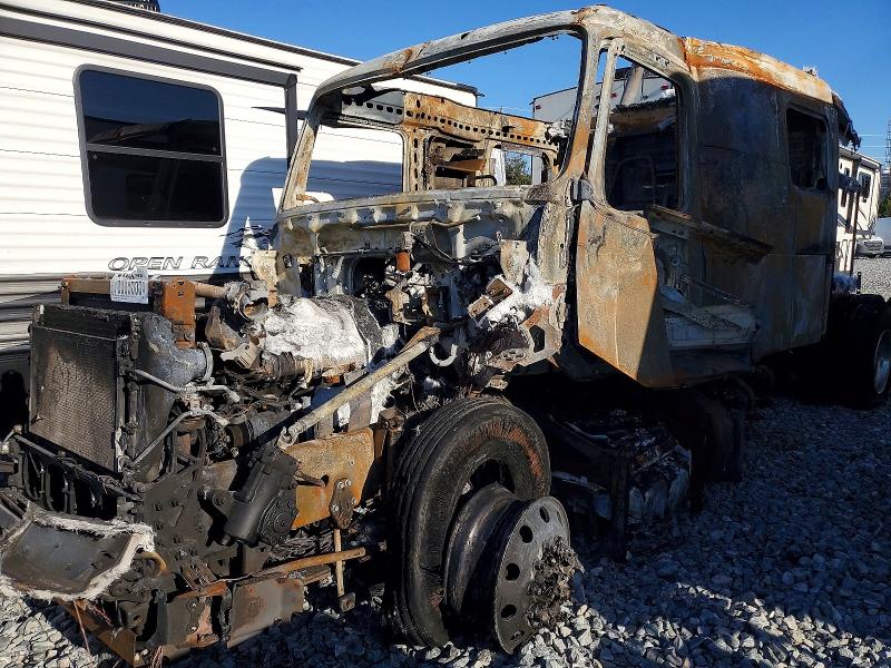 2025 Volvo Vnl VIN 4V4NC9EH3SN668353 COPART salvage auction — ALL OVER, Fl - Certificate Of Destruction, sold $15 on 2026-07-09 (photo 9)