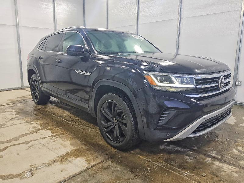 2021 Volkswagen Atlas cross sport VIN 1V2EE2CA0MC219101 COPART salvage auction — WATER/FLOOD, VA - CERT OF TITLE-SALVAGE WATER, sold $2,600 on 2026-07-28 (photo 4)