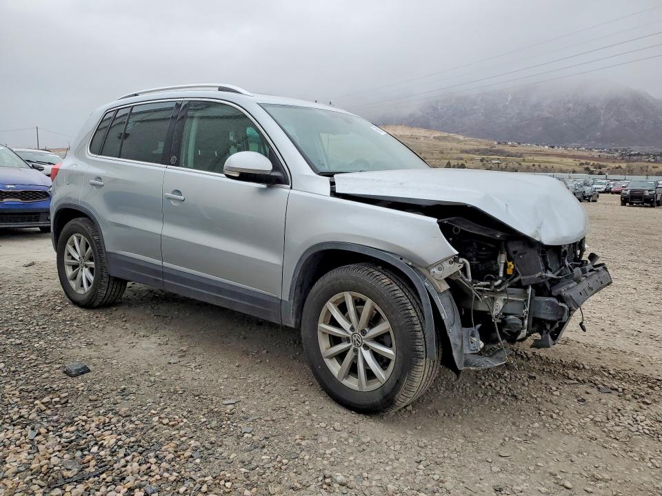 2017 Volkswagen Tiguan VIN WVGSV7AX8HK011127 COPART salvage auction — FRONT END, Id - Salvage Certificate Of Title, sold $975 on 2026-07-06 (photo 4)