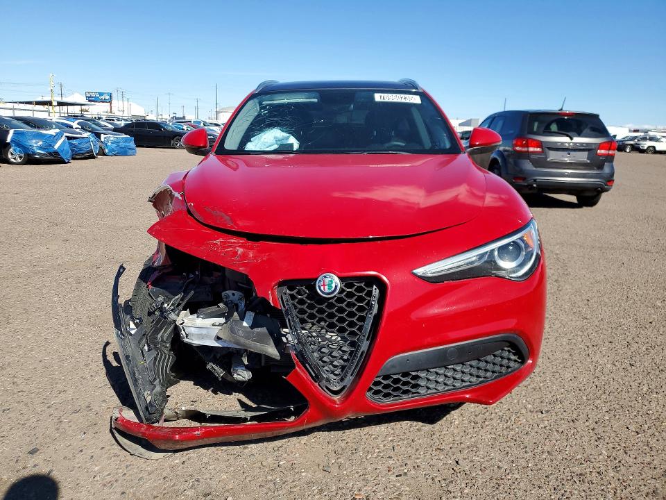 2019 Alfa romeo Stelvio VIN ZASPAKAN2K7C39021 COPART salvage auction — FRONT END, Az - Certificate Of Title, sold $1,500 on 2026-07-28 (photo 5)
