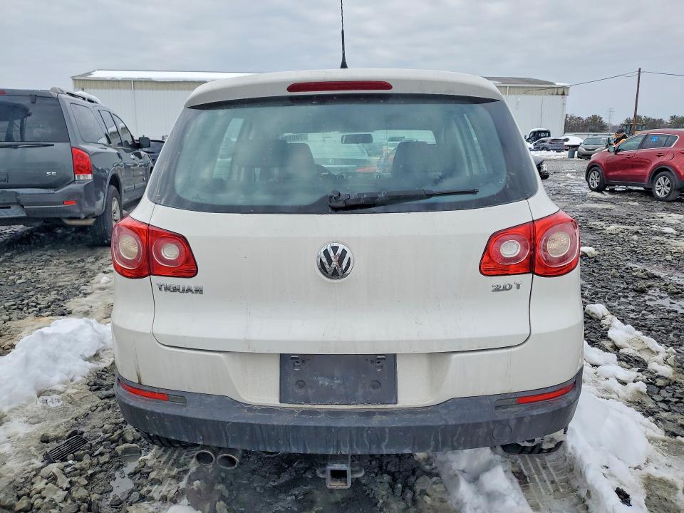 2009 Volkswagen Tiguan VIN WVGCV75N79W517653 COPART salvage auction — FRONT END, Id - Salvage Certificate Of Title, sold $425 on 2026-07-06 (photo 6)