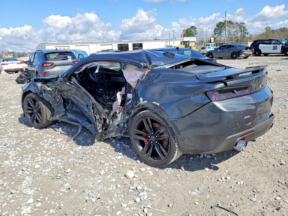 2017 Chevrolet Camaro VIN 1G1FH1R72H0107757 COPART salvage auction — ROLLOVER, ID - SALVAGE CERTIFICATE OF TITLE, sold $6,100 on 2026-07-02 (photo 2)