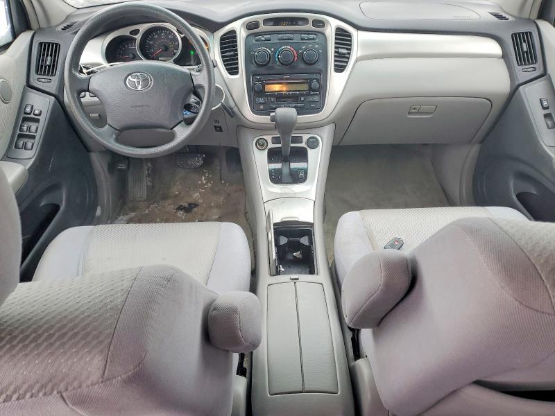 2006 Toyota Highlander VIN JTEDP21A860111836 COPART salvage auction — MINOR DENT/SCRATCHES, OH - CERTIFICATE OF TITLE, sold $775 on 2026-07-14 (photo 8)