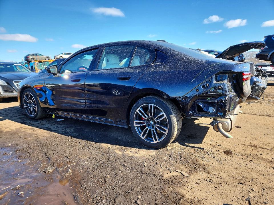 2025 BMW 5er VIN WBA53FJ08SCU18772 COPART salvage auction — REAR END, Salvage Title, sold $37,500 on 2026-08-04 (photo 2)
