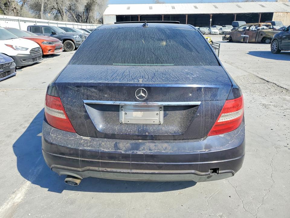 2012 Mercedes-benz C-klasse VIN WDDGF4HB8CR217649 COPART salvage auction — FRONT END, Salvage Title, sold $50 on 2026-07-28 (photo 6)